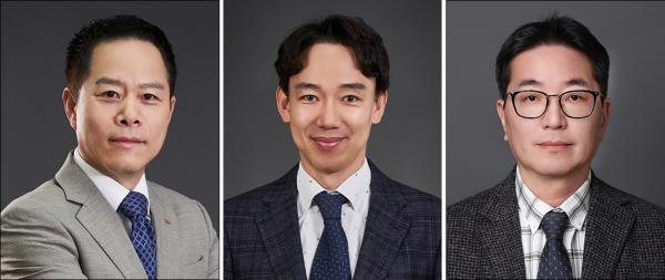 ▲ 광동제약 임원 승진자_왼쪽부터 박상영 사장(경영총괄), 배기룡 전무이사(의약연구개발본부장), 정대석 상무이사(인사기획부문장)