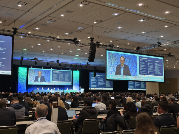 ▲리라푸그라티닙 ASCO GI 구두발표 현장